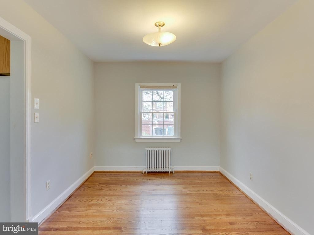 1045 N Monroe Street - Photo 9