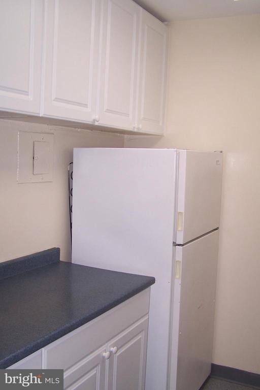 1121 Arlington Blvd. - Photo 2