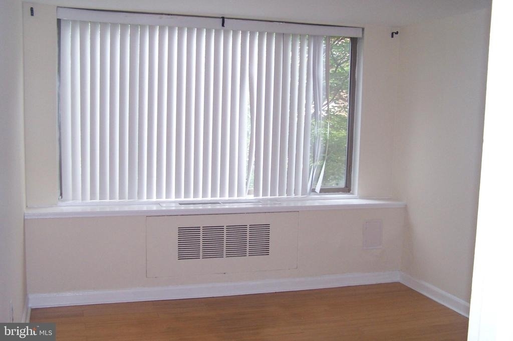 1121 Arlington Blvd. - Photo 5