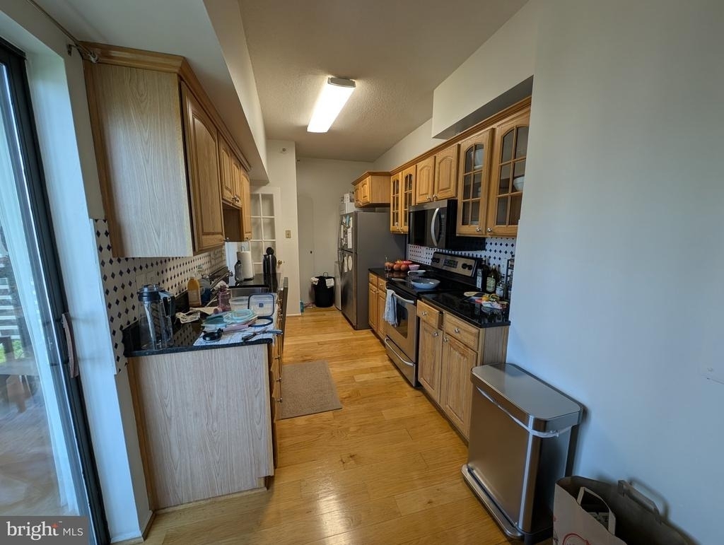 1600 N Oak Street - Photo 6