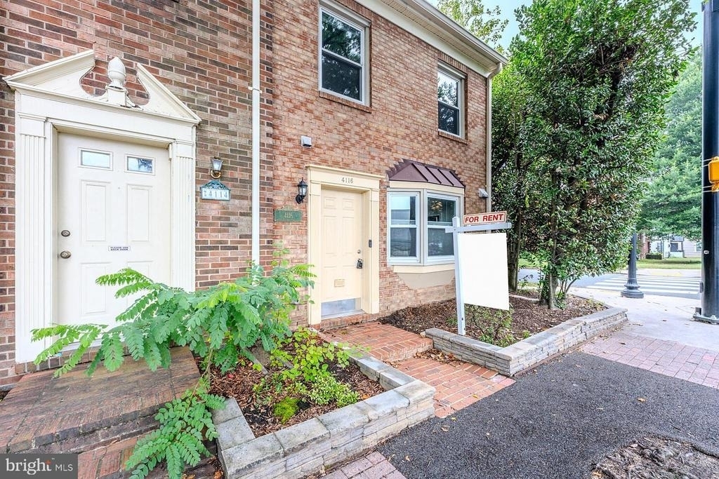 4116 Washington Boulevard - Photo 2