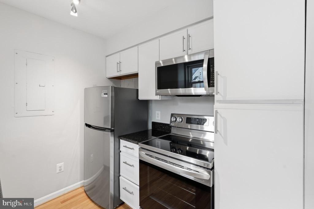1113 N Vernon Street - Photo 13
