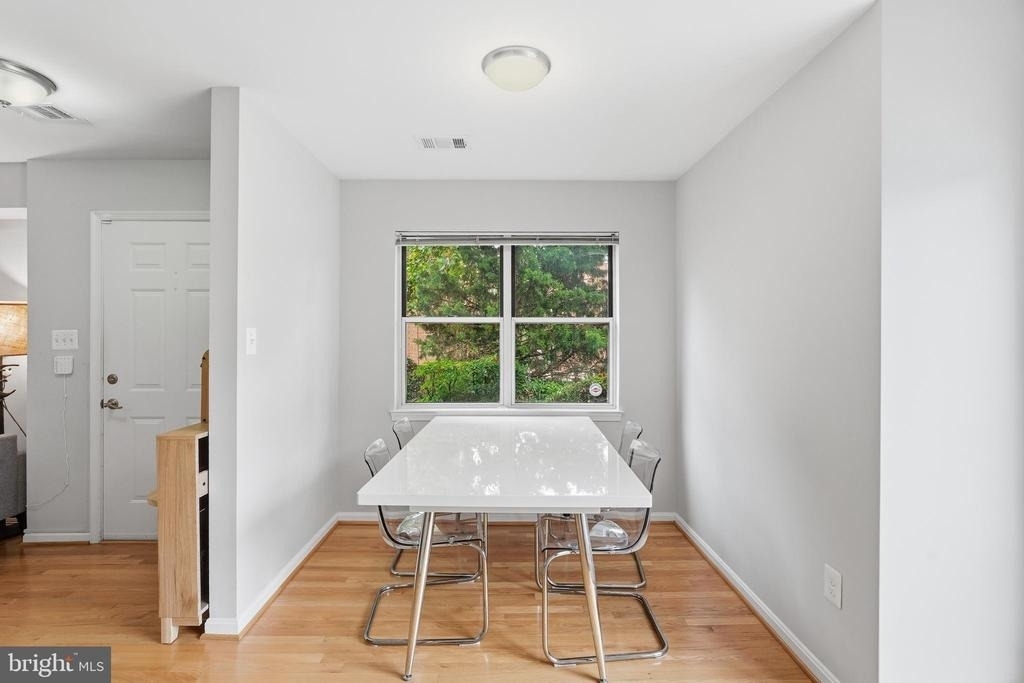 1113 N Vernon Street - Photo 9