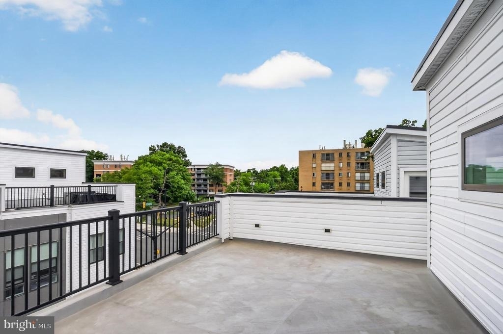 1013 S Taylor Court - Photo 2