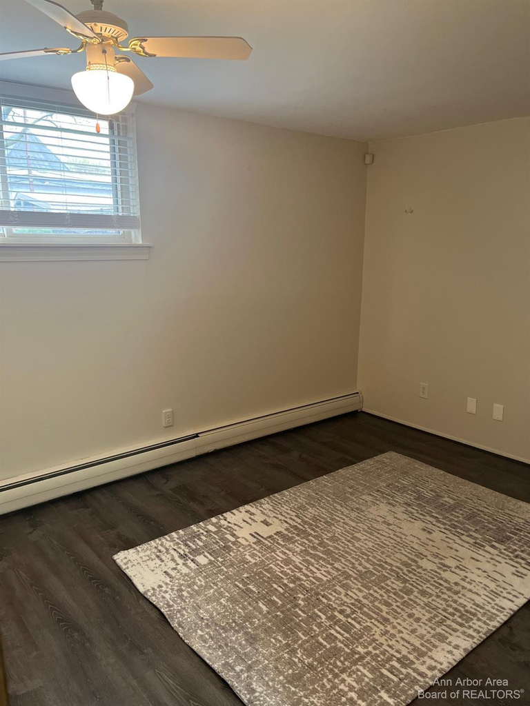 2317 Packard Street - Photo 9