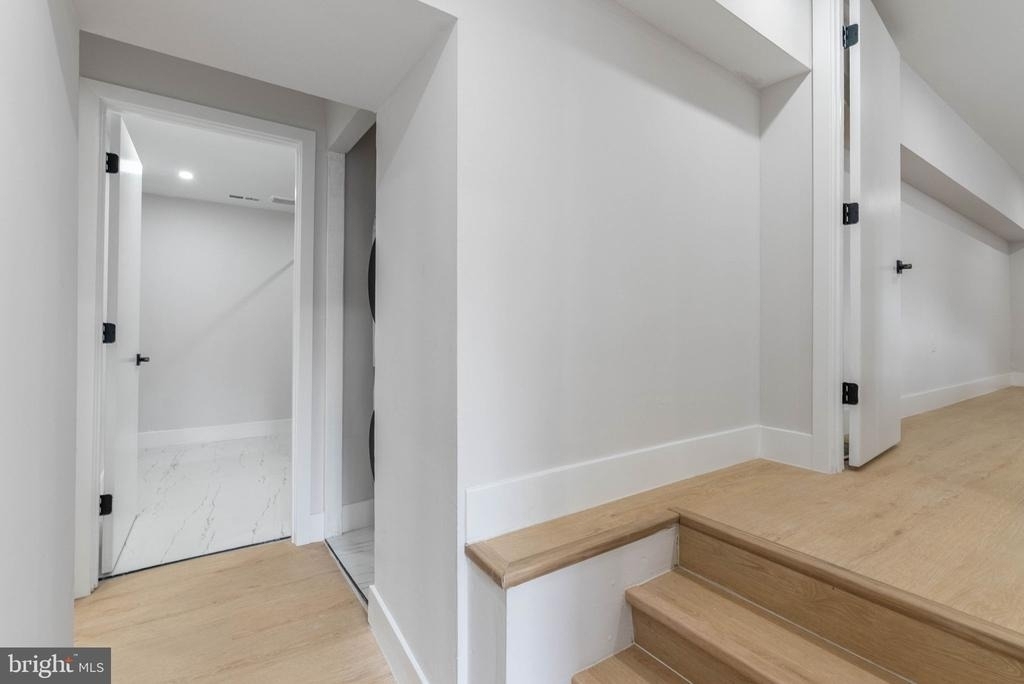 4522 Baker Street - Photo 6