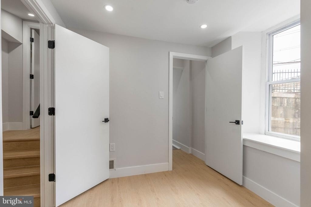 4522 Baker Street - Photo 5
