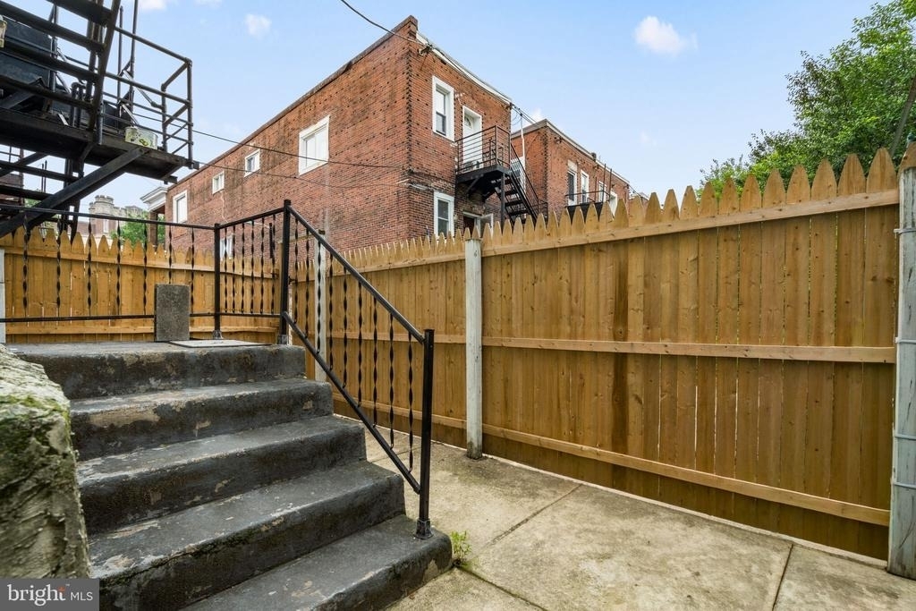 4617 Locust Street - Photo 20