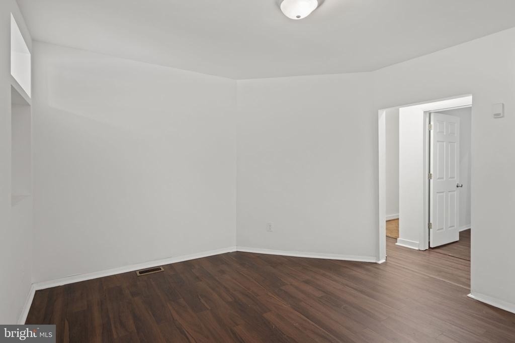 4617 Locust Street - Photo 5