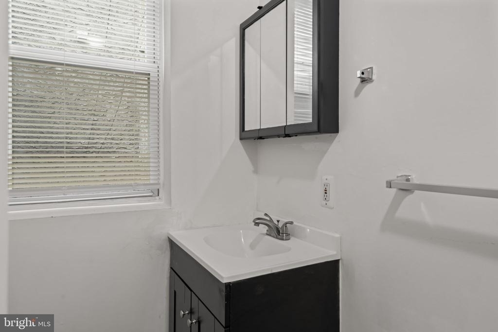 4617 Locust Street - Photo 9