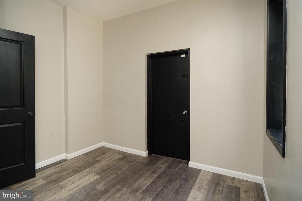 5820 Willows Avenue - Photo 5