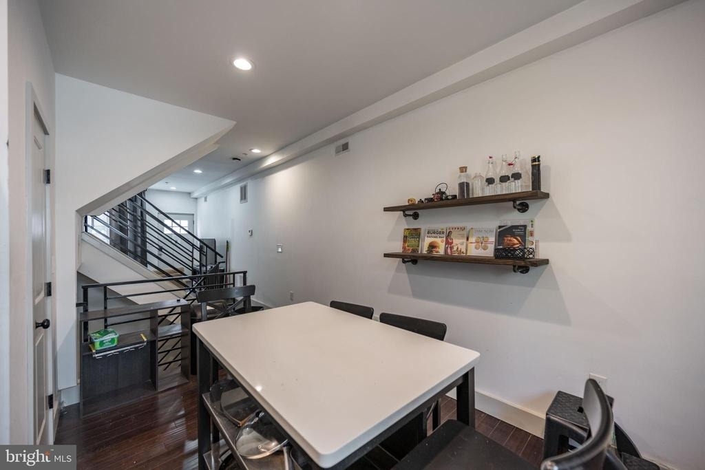1770 Waterloo Street - Photo 1