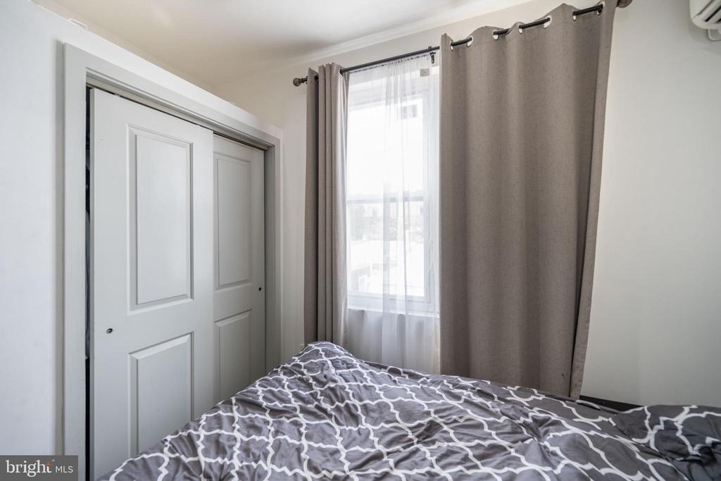 1770 Waterloo Street - Photo 17