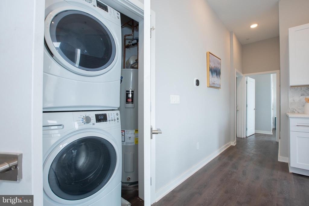 1534 Ridge Avenue - Photo 12