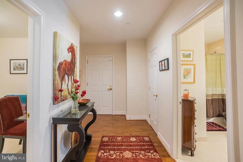 1600 Arch Street - Photo 0