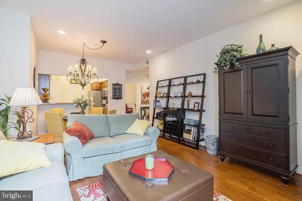 1600 Arch Street - Photo 1