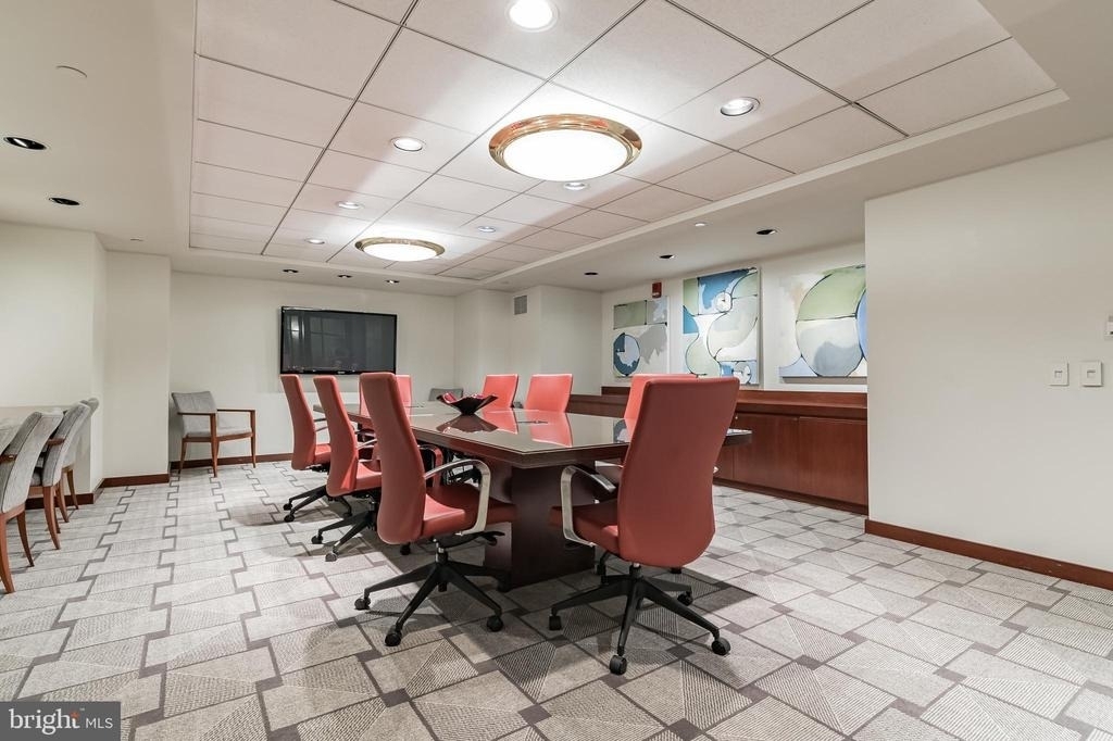 1600 Arch Street - Photo 28