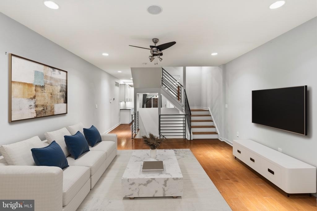 765 S 15th Street - Photo 3