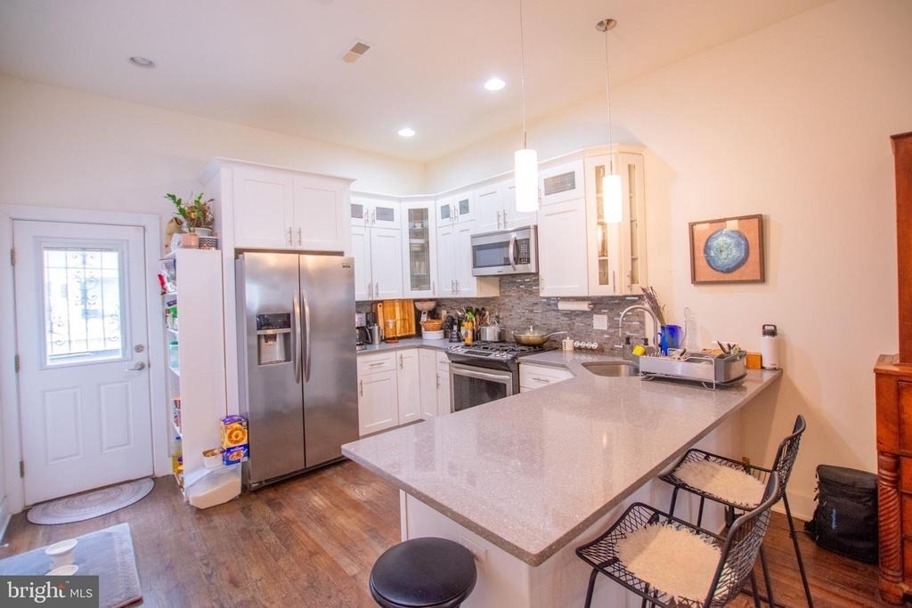1441 S Bouvier Street - Photo 4