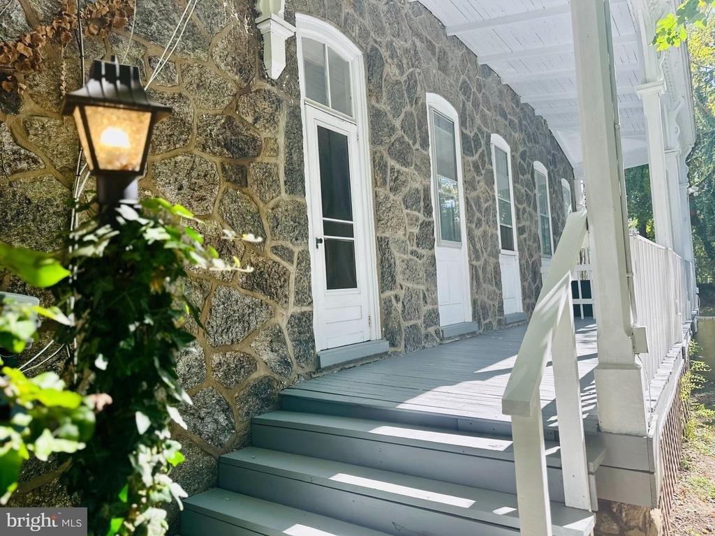 146 Sumac Street - Photo 14