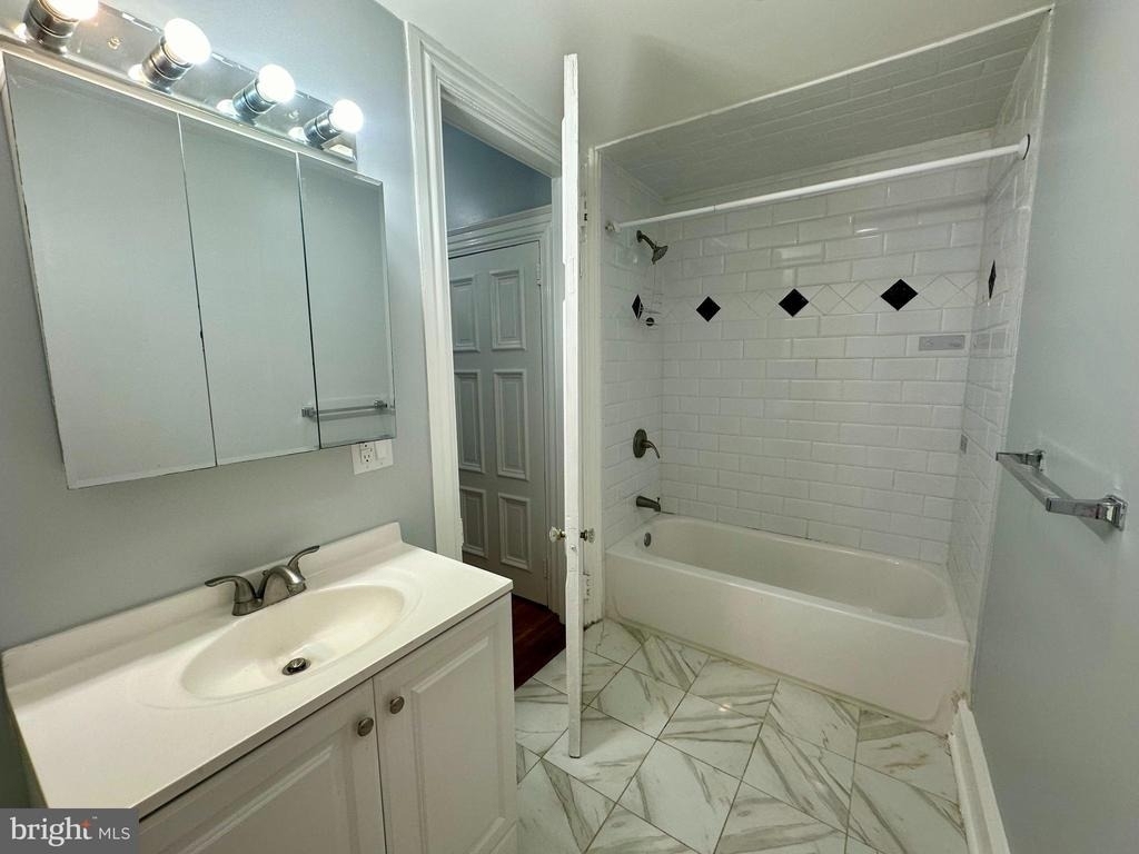 146 Sumac Street - Photo 11