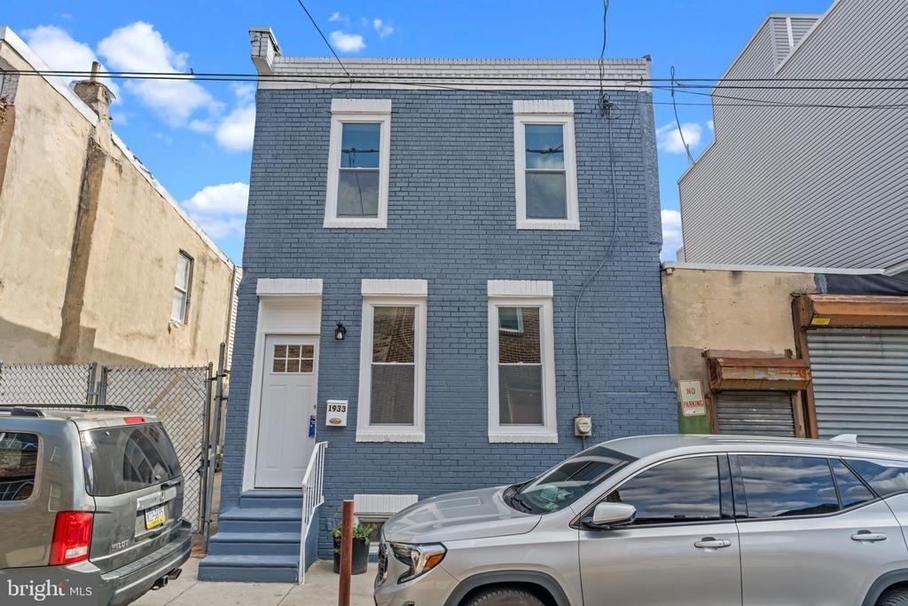 1933 N Palethorp Street - Photo 1