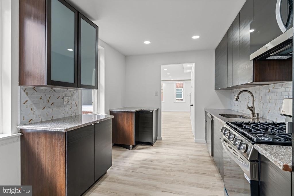 1933 N Palethorp Street - Photo 7