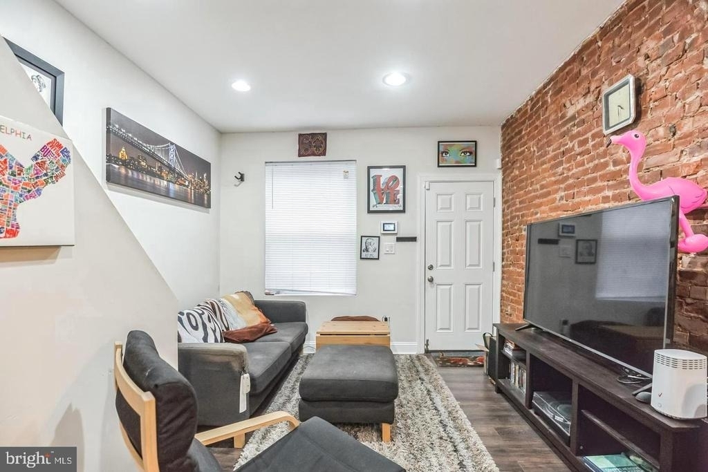1814 E Albert Street - Photo 3