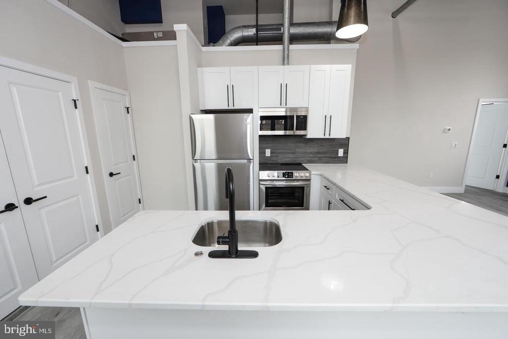1849 E Venango Street - Photo 3