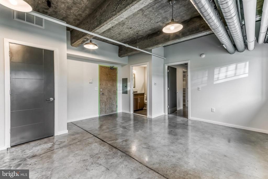 4800 Brown Street - Photo 10