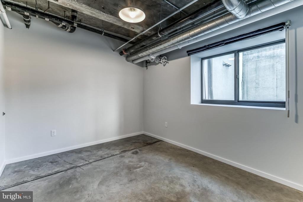 4800 Brown Street - Photo 9