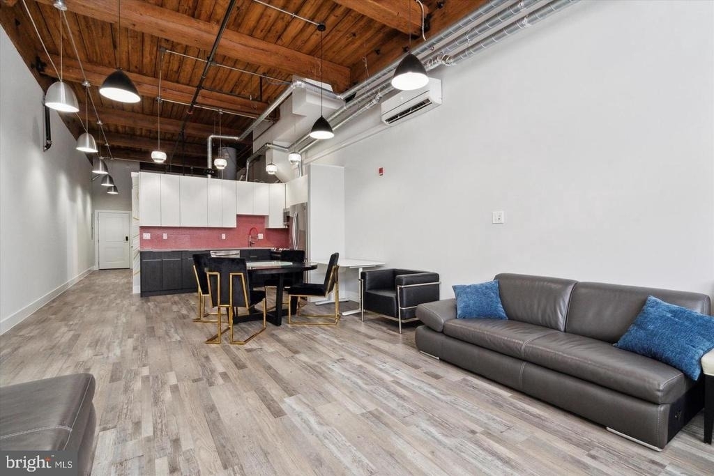 1825 E Atlantic Street - Photo 3