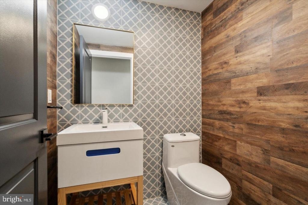 1825 E Atlantic Street - Photo 9