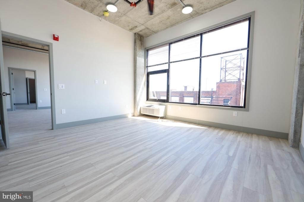 1810 E Venango Street - Photo 12