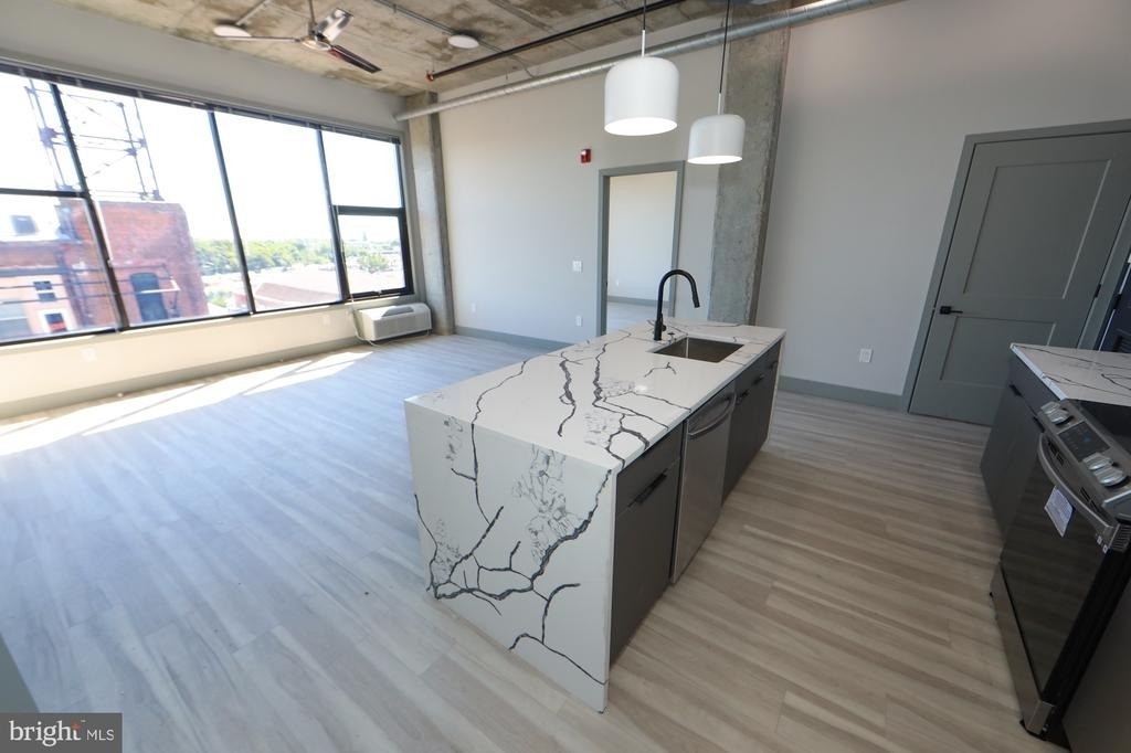 1810 E Venango Street - Photo 6
