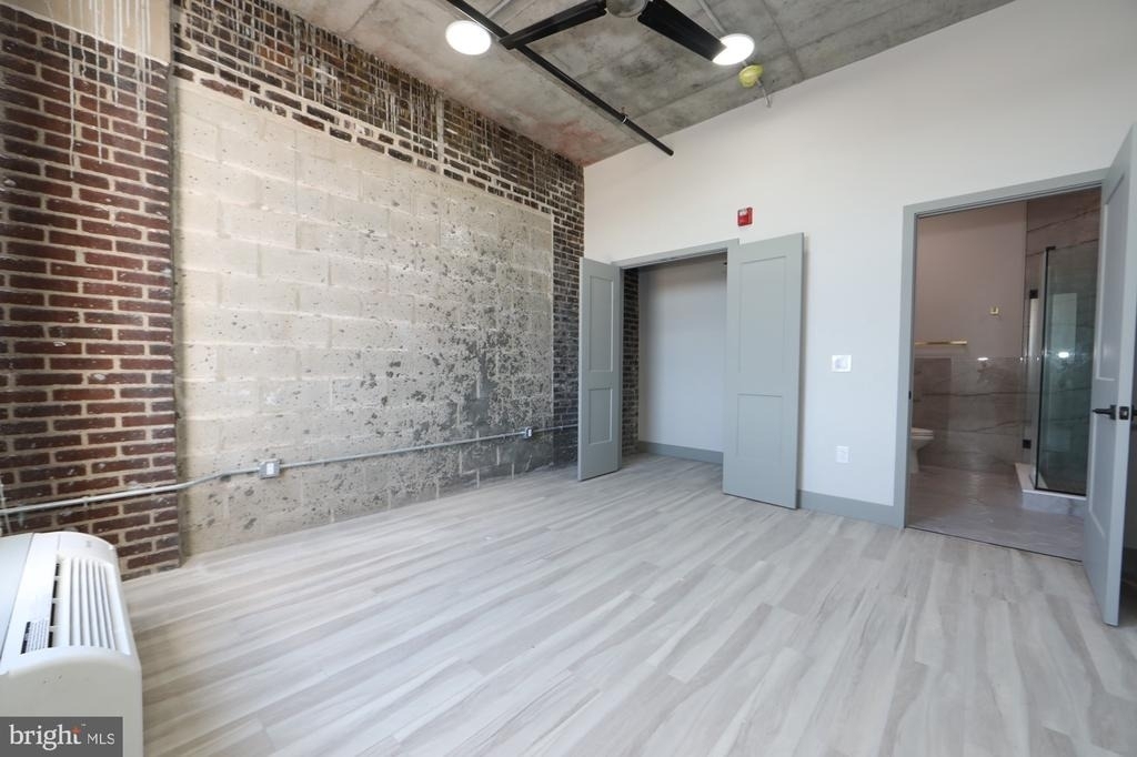 1810 E Venango Street - Photo 12