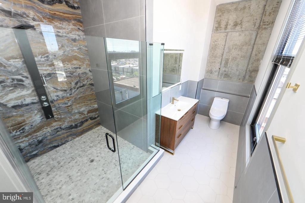 1810 E Venango Street - Photo 9