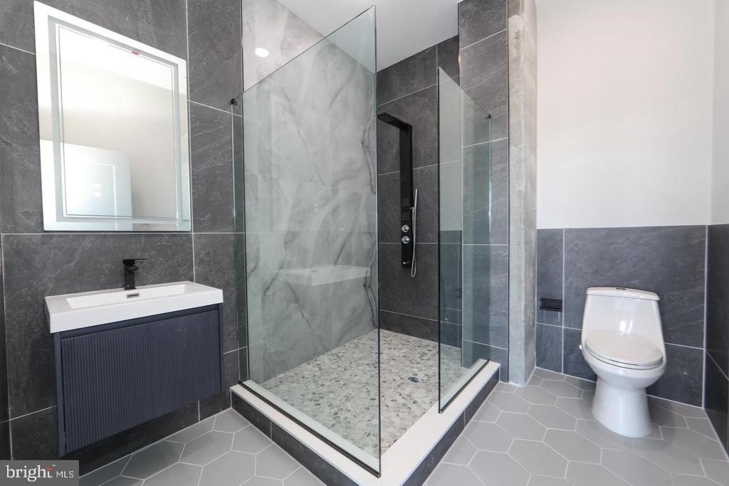 1810 E Venango Street - Photo 14