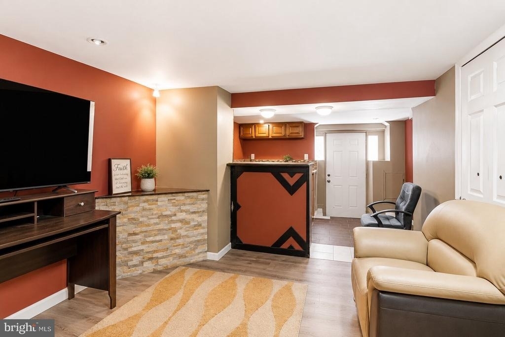 123 S 63rd Street - Photo 20