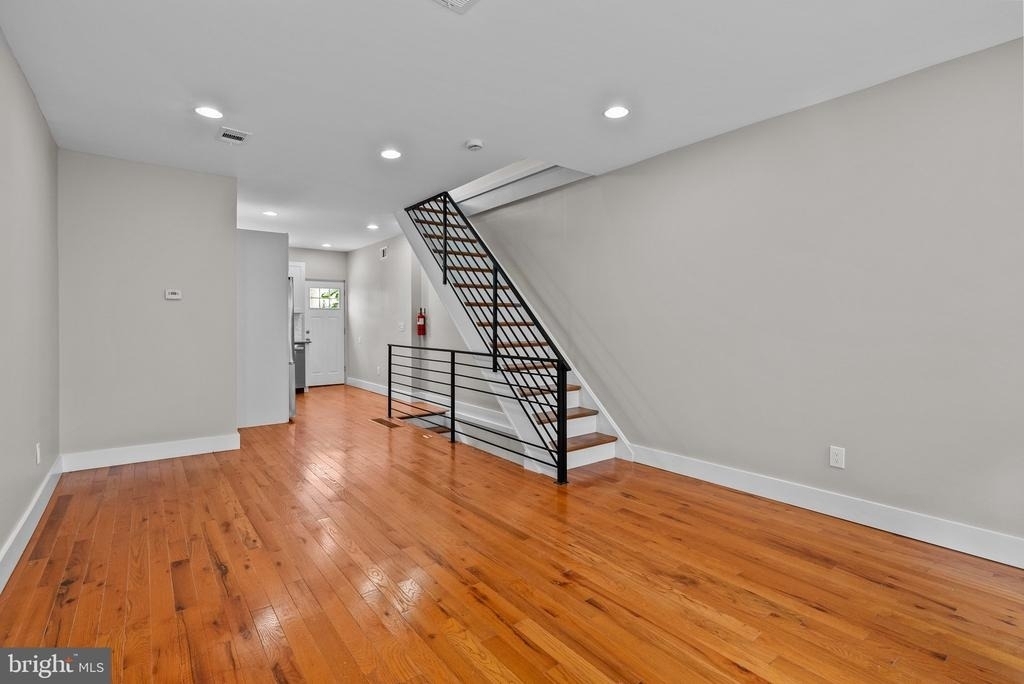 2142 N Percy Street - Photo 2