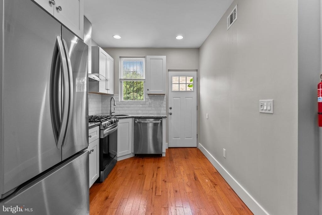 2142 N Percy Street - Photo 6