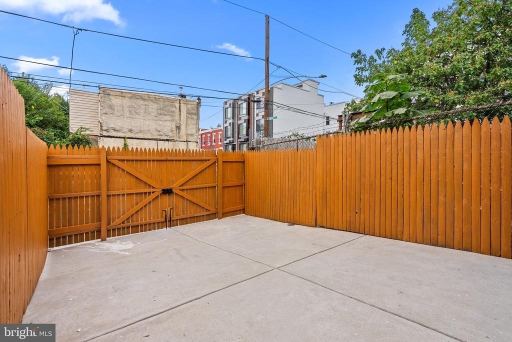 2142 N Percy Street - Photo 24