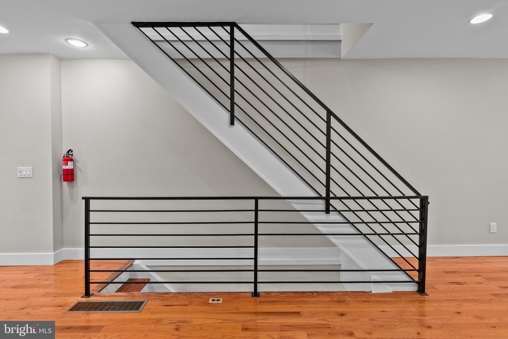 2142 N Percy Street - Photo 9