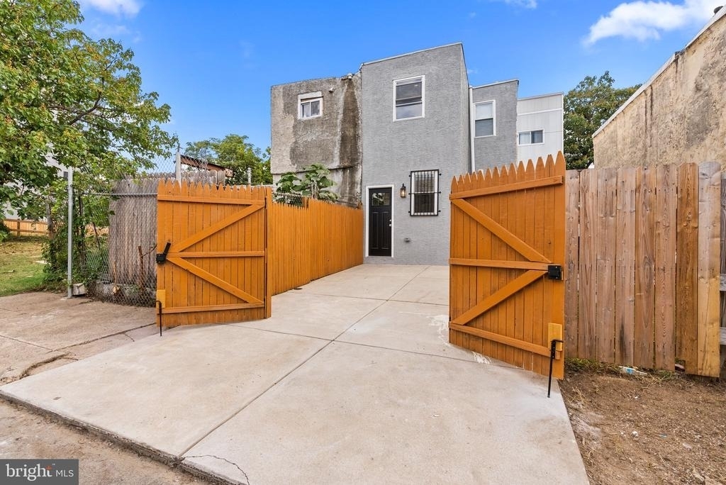 2142 N Percy Street - Photo 27