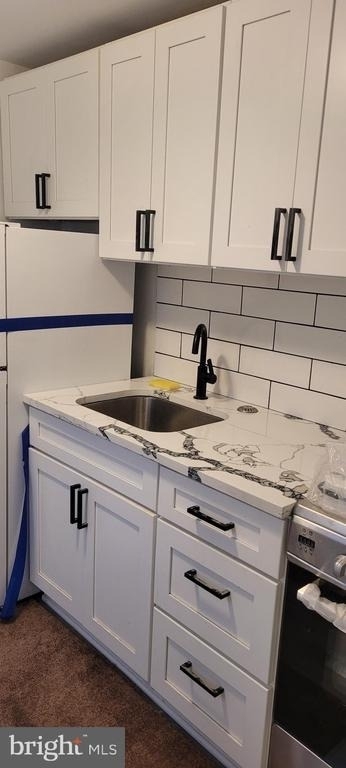 7712 Watson Street - Photo 3