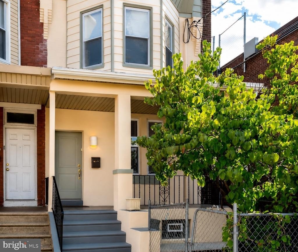 5148 Sansom Street - Photo 0