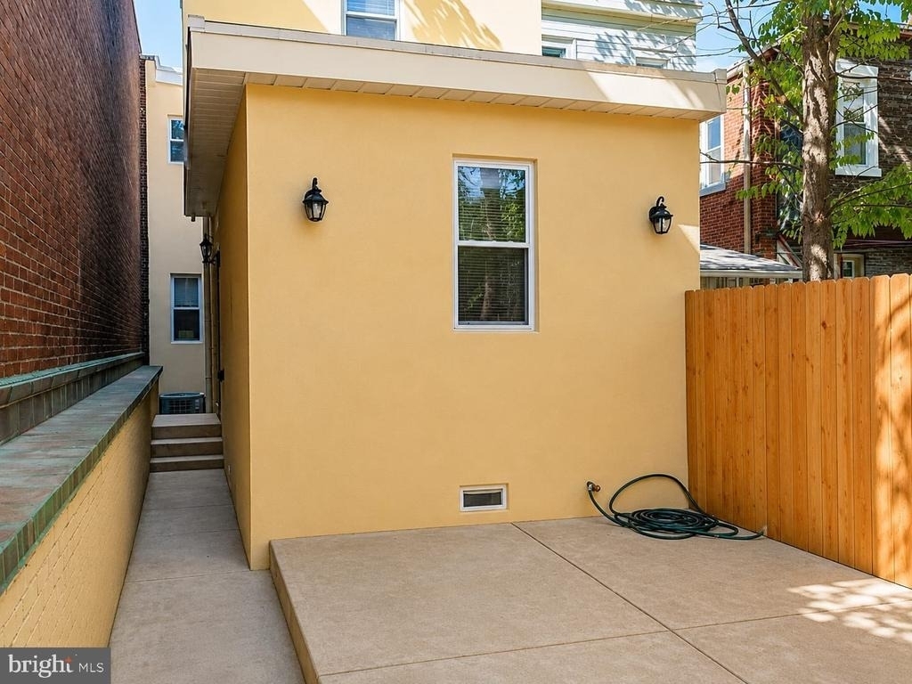 5148 Sansom Street - Photo 5