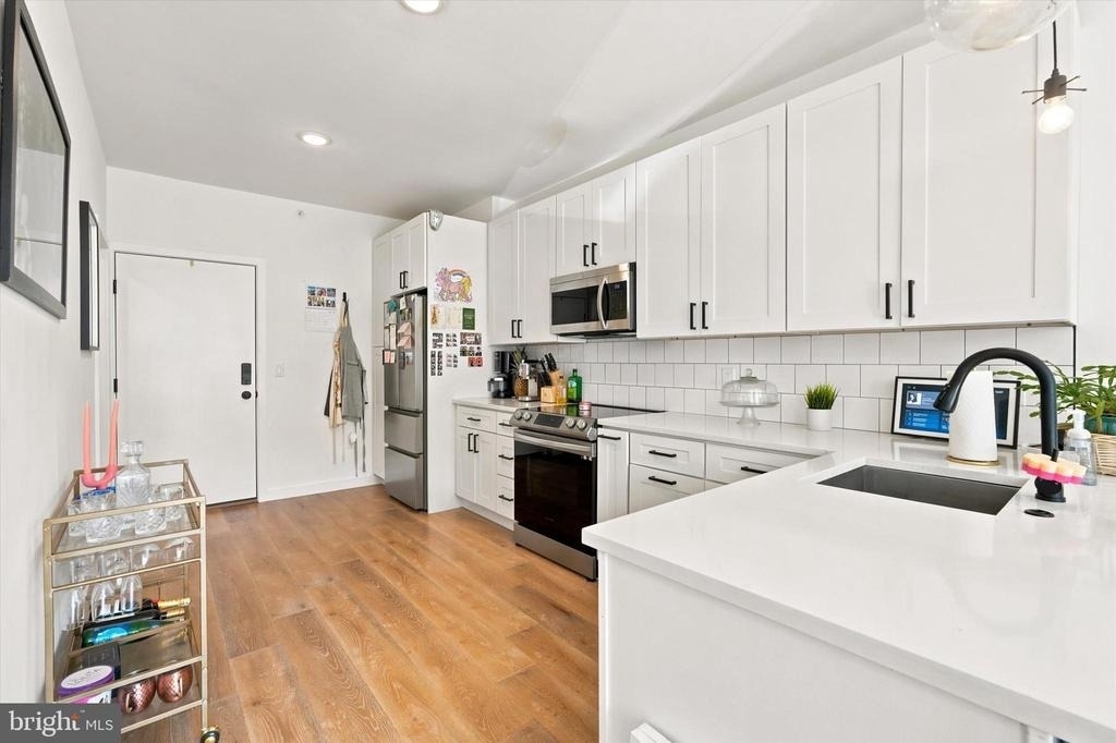 1729 Francis Street - Photo 4
