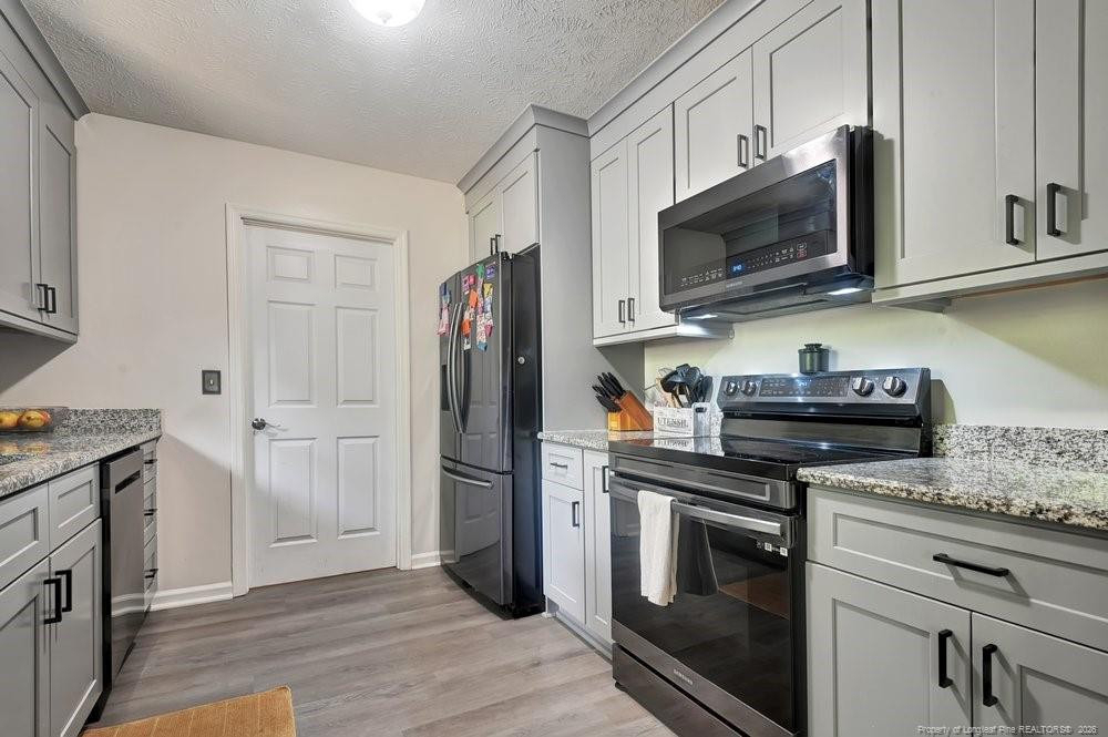 5487 Bush Court - Photo 4