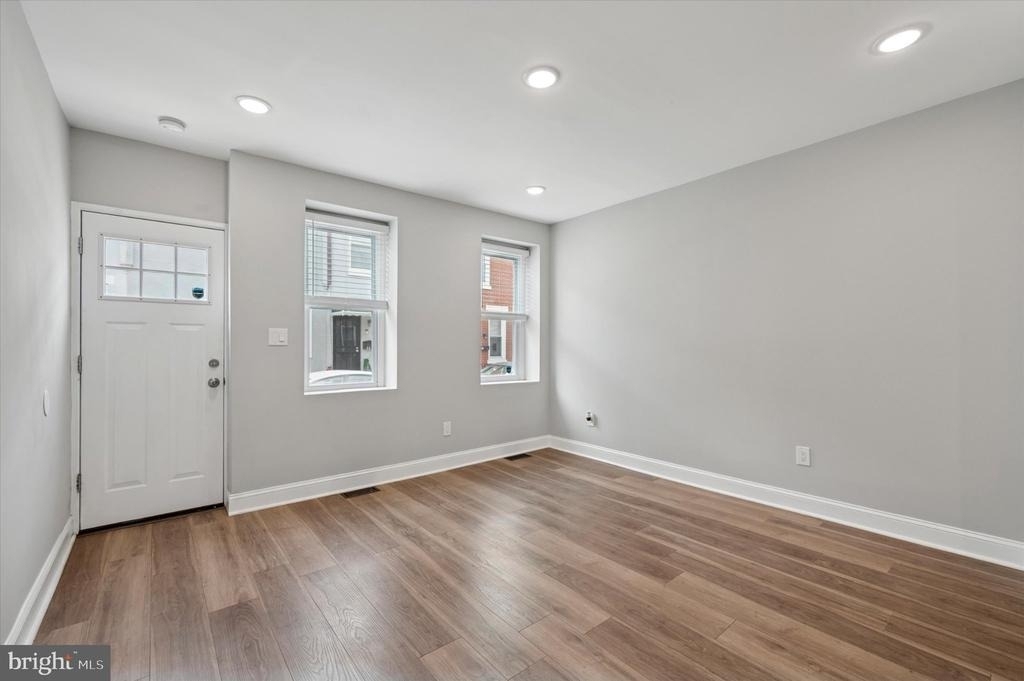 447 Durfor Street - Photo 6